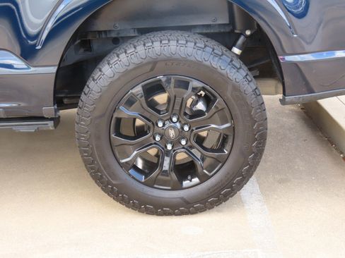 Certified 2023 Ford F150 Platinum w/ Equipment Group 701A High image 9