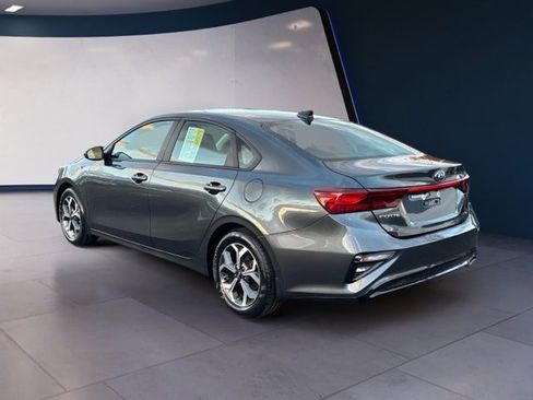 Used 2019 Kia Forte LXS image 3