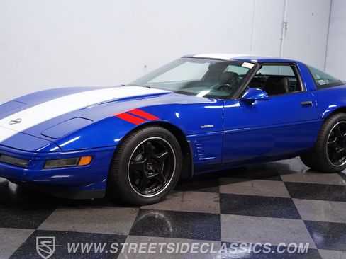 Used 1996 Chevrolet Corvette Coupe RWD image 7