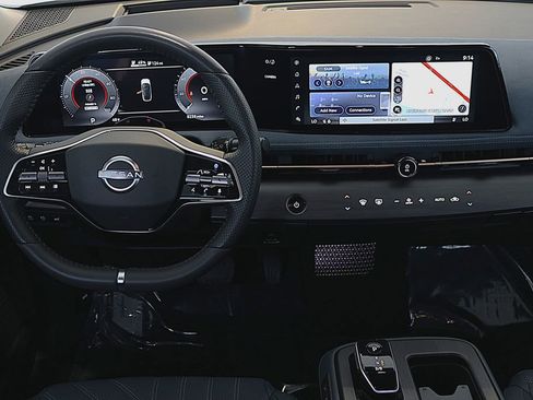 Used 2024 Nissan Ariya AWD image 22