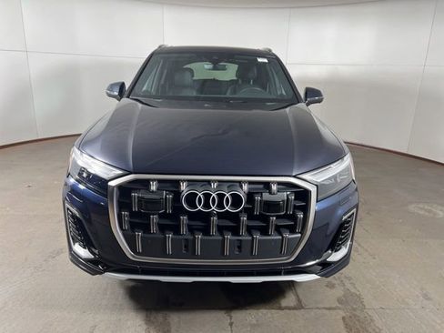 Used 2025 Audi Q7 3.0T Premium Plus w/ Premium Plus Package image 2
