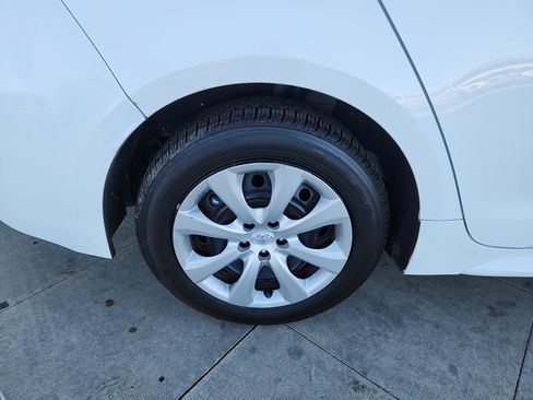 Used 2024 Toyota Corolla LE image 9