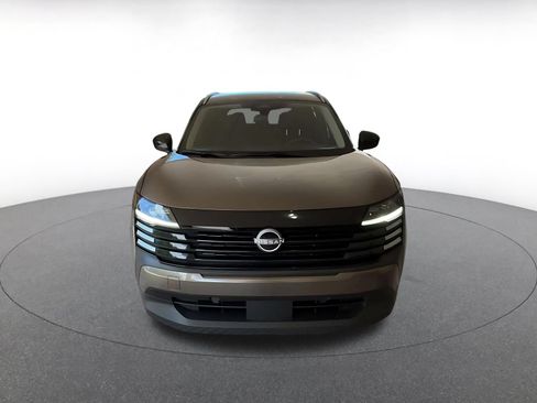 Used 2026 Nissan Kicks SV w/ Cold Weather Package FWD image 4