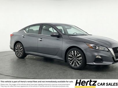 Used 2025 Nissan Altima 2.5 SV