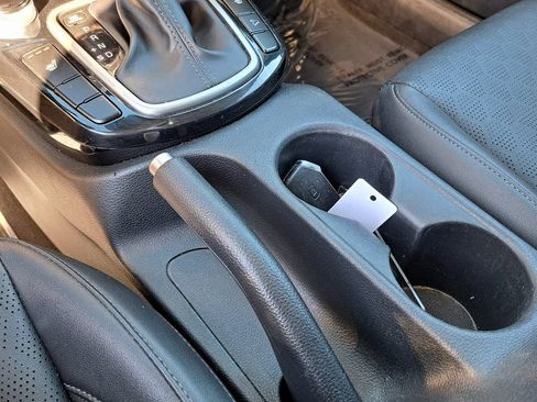 Used 2021 Kia Seltos EX image 18