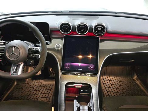 Used 2025 Mercedes-Benz C 43 AMG 4MATIC Sedan image 18