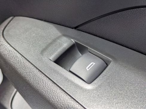 New 2026 Chevrolet Trax LT w/ Driver Confidence Package FWD image 29