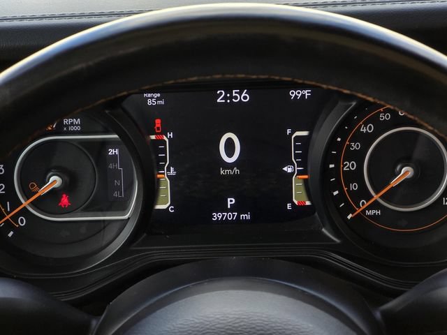 Used 2025 Jeep Gladiator Mojave w/ Safety Group AWD/4WD image 17