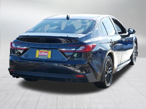 Used 2025 Toyota Camry SE w/ Multimedia Upgrade Package image 6