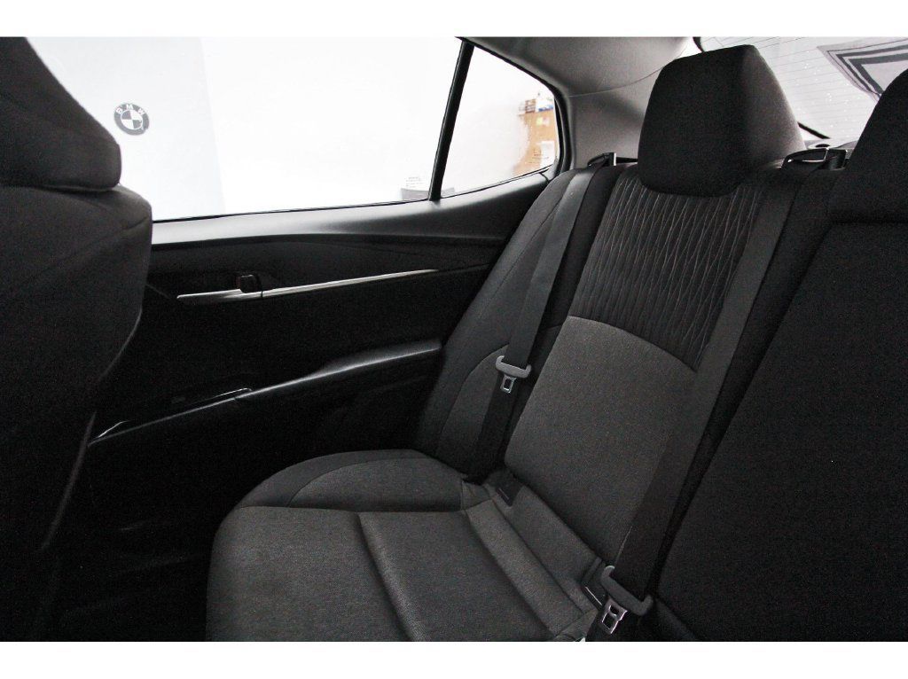 Used 2025 Toyota Camry LE FWD image 11