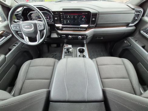 Used 2025 GMC Sierra 1500 Elevation w/ Preferred Package AWD/4WD image 15