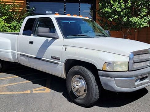 Used 2002 Dodge Ram 3500 Truck 2WD Quad Cab image 1