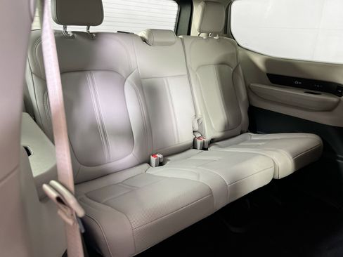 Used 2022 Jeep Wagoneer Series III w/ Rear Seat Video Group 1 image 28