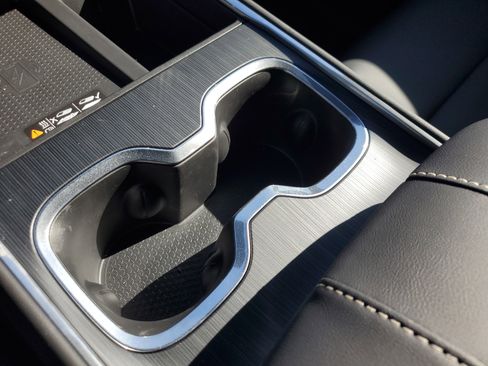 New 2025 GMC Acadia Elevation w/ Elevation Premium Package image 27