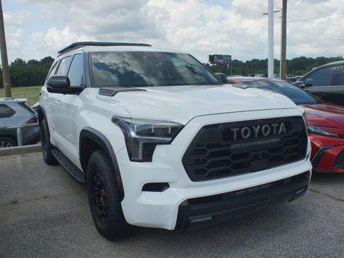 Used 2025 Toyota Sequoia TRD Pro AWD/4WD image 1