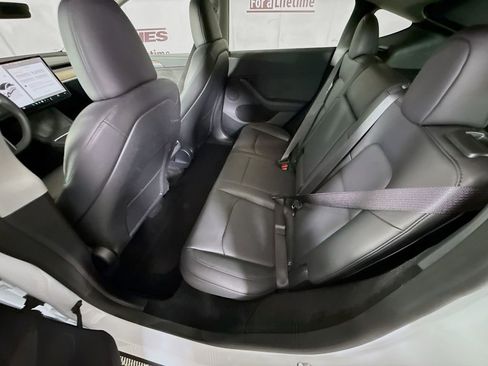 Used 2024 Tesla Model Y Long Range AWD/4WD image 26