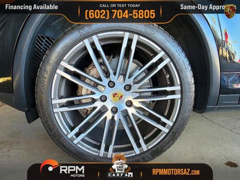 Used 2016 Porsche Cayenne S AWD/4WD image 29