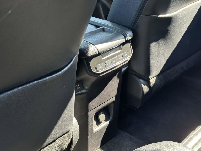 Used 2025 Toyota Grand Highlander FWD image 18