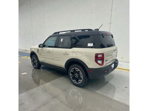 New 2025 Ford Bronco Sport Outer Banks image 4