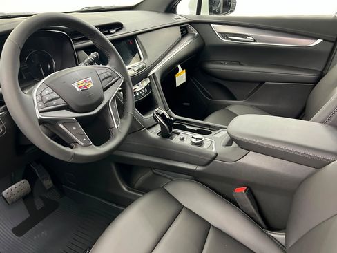 New 2026 Cadillac XT5 Luxury w/ LPO, Floor Liner Package AWD/4WD image 16