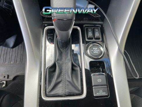 Used 2024 Mitsubishi Eclipse Cross SEL AWD/4WD image 11