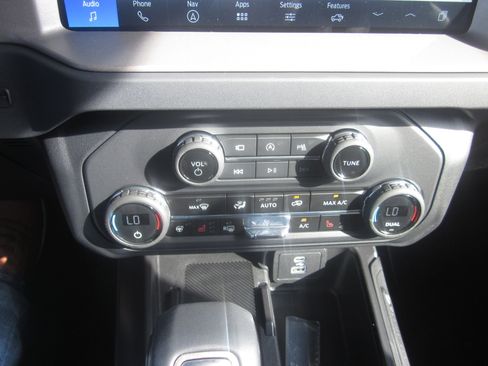 New 2025 Ford Bronco Outer Banks image 16