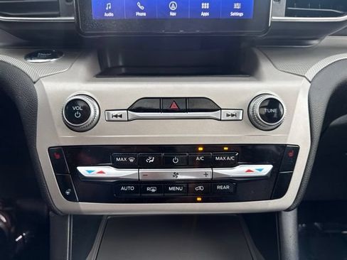 Used 2023 Ford Explorer XLT w/ Equipment Group 202A AWD/4WD image 16
