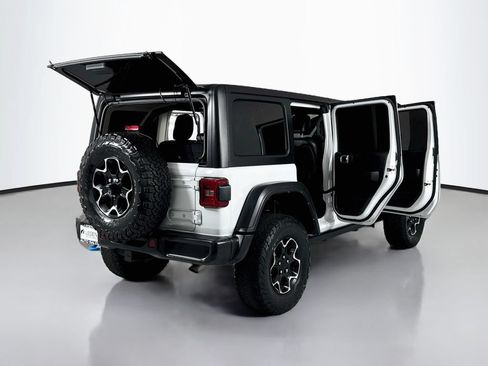 Used 2023 Jeep Wrangler Unlimited Rubicon 4xe w/ Cold Weather Group AWD/4WD image 28