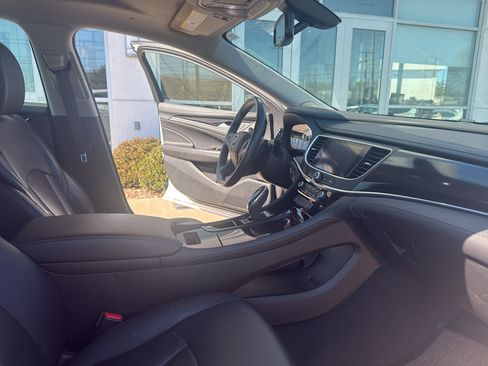 Used 2019 Buick LaCrosse Essence w/ Sights and Sounds Package image 10