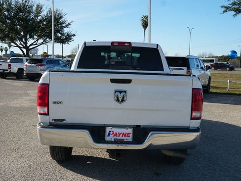 Used 2019 RAM 1500 Classic SLT image 6