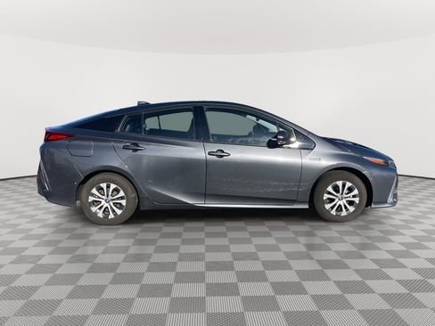Used 2020 Toyota Prius Prime Limited image 8