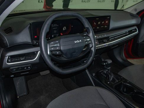 Used 2025 Kia K4 FWD image 5
