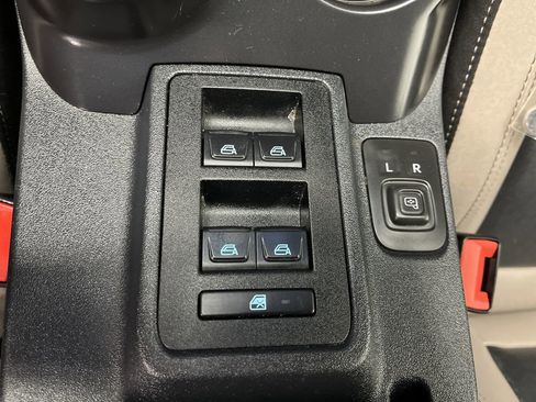 Certified 2024 Ford Bronco Big Bend image 9