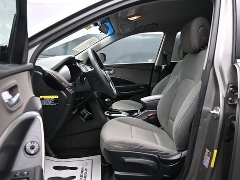 Used 2018 Hyundai Santa Fe Sport FWD image 9