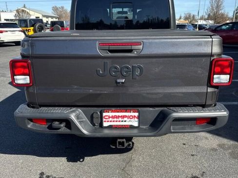 Used 2020 Jeep Gladiator Sport w/ Quick Order Package 24S image 7