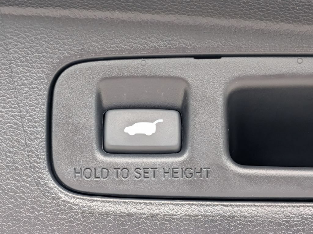 Used 2025 Honda CR-V EX-L image 37