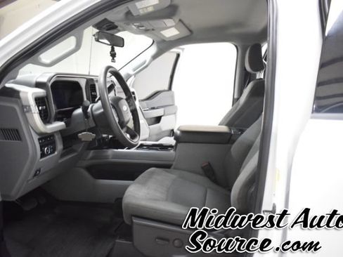 Used 2024 Ford F250 XLT w/ XLT Premium Package AWD/4WD image 15