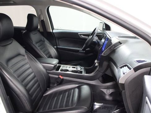 Used 2022 Ford Edge SEL image 23