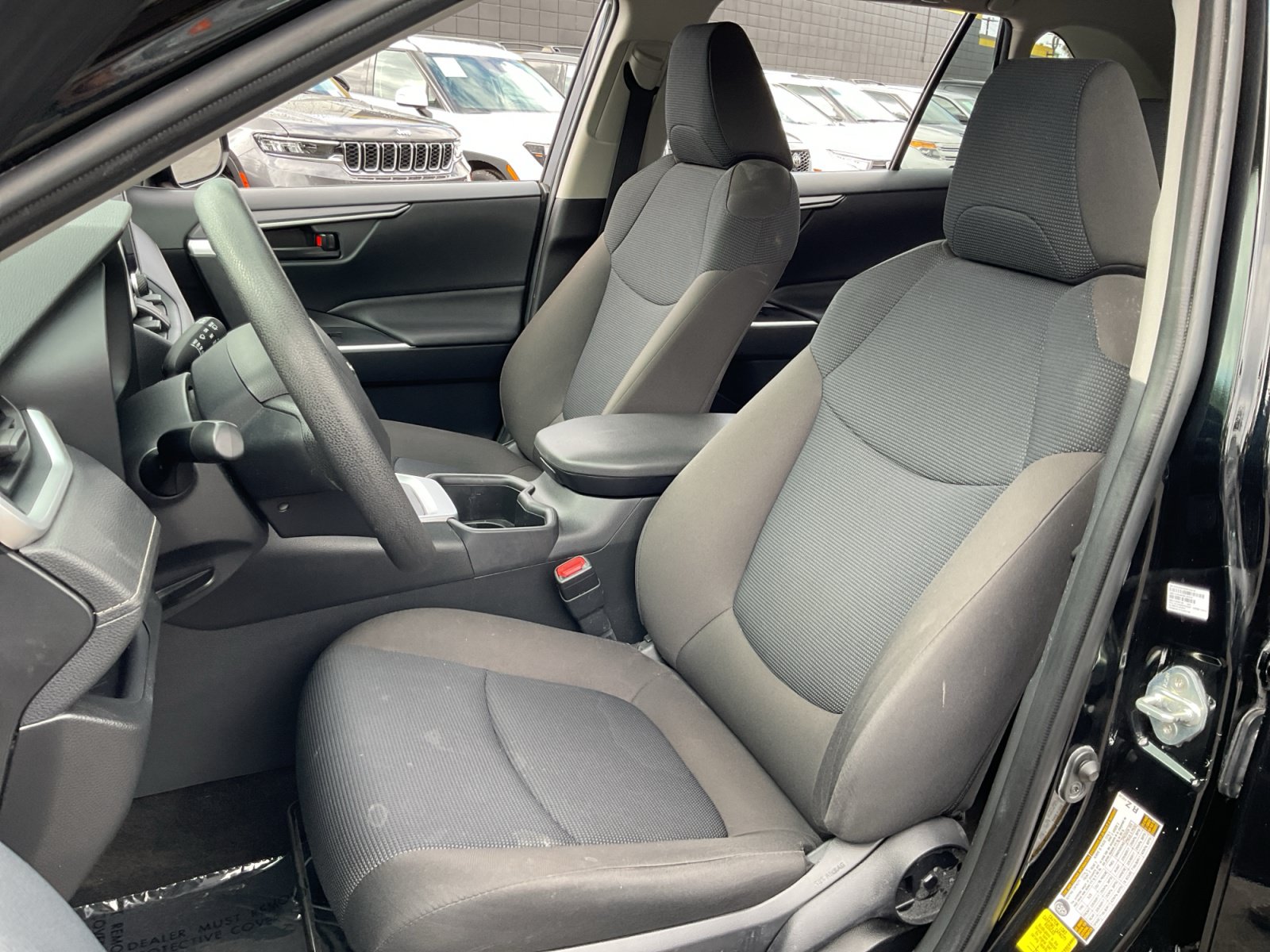 Used 2024 Toyota RAV4 LE AWD/4WD image 18