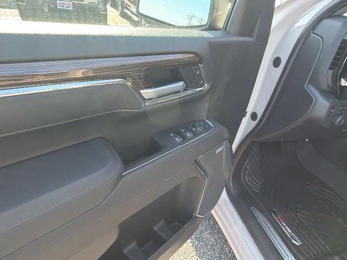 New 2026 Chevrolet Silverado 1500 RST w/ RST All Star Premium Package AWD/4WD image 15