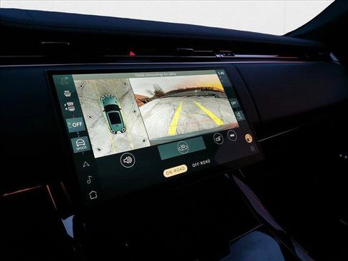 New 2025 Land Rover Range Rover Sport image 19