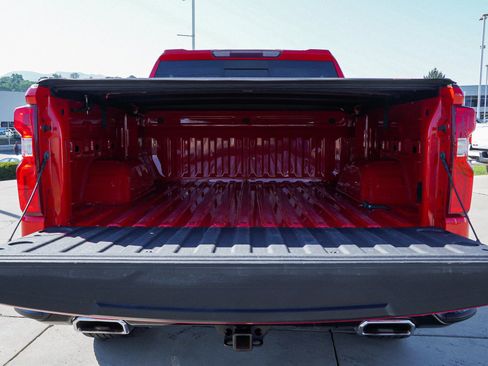 Used 2020 Chevrolet Silverado 1500 LT Trail Boss AWD/4WD image 14