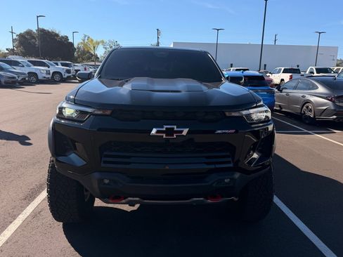 Used 2024 Chevrolet Colorado ZR2 w/ Technology Package image 3