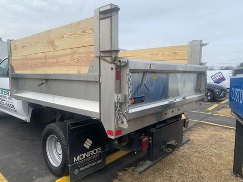 Used 2024 Chevrolet Silverado 3500 W/T w/ WT Convenience Package image 2