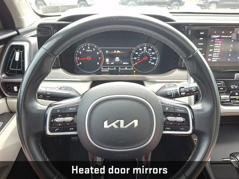 Used 2022 Kia Sorento S w/ Panoramic Sunroof Package AWD/4WD image 26