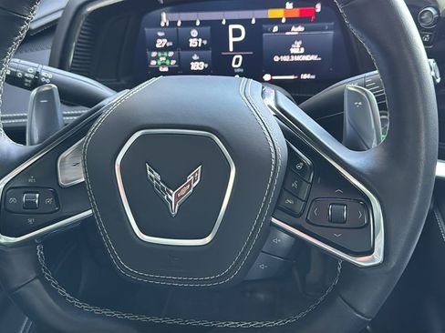Used 2022 Chevrolet Corvette Stingray Premium Conv w/ Z51 Performance Package image 10