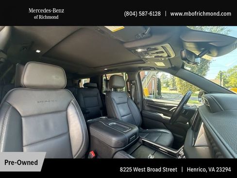 Used 2024 GMC Yukon Denali w/ Advanced Technology Package AWD/4WD image 15
