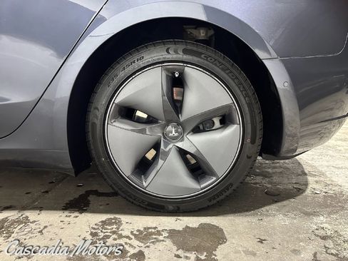 Used 2019 Tesla Model 3 Long Range AWD/4WD image 30