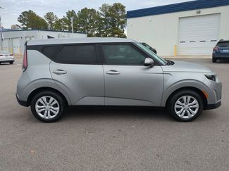 Used 2023 Kia Soul LX video 2