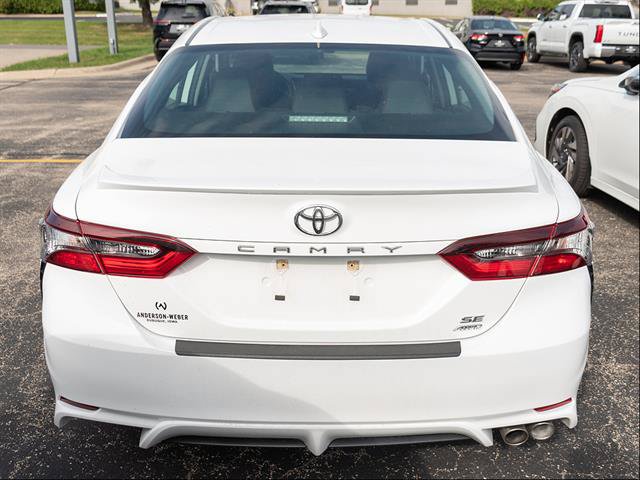 Used 2023 Toyota Camry SE AWD/4WD image 6